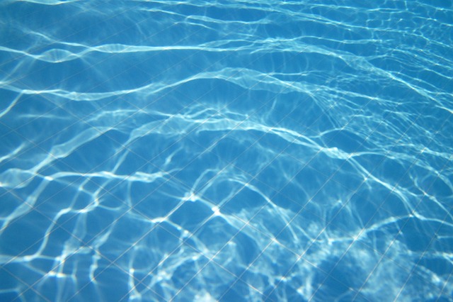 Chauffer l’eau de sa piscine de façon économique