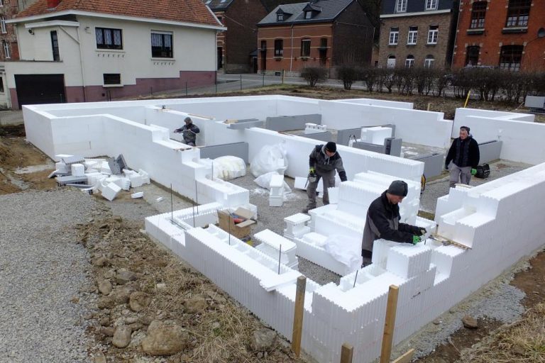 Construction et bloc coffrant isolant quels avantages? — free download