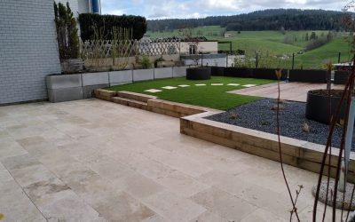 Conseils pour bien aménager un espace en plein air avec du travertin