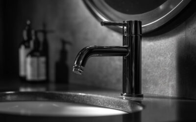 Le noir au cœur du design : repenser sa robinetterie