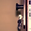 Quand faut-il faire entretenir son coffre-fort par un serrurier ?