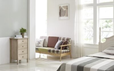 Ranger son salon sans le vider : méthode pour une pièce apaisée